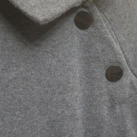 Loft Grey Pullover Sweater Size Medium - Picture 2 of 6